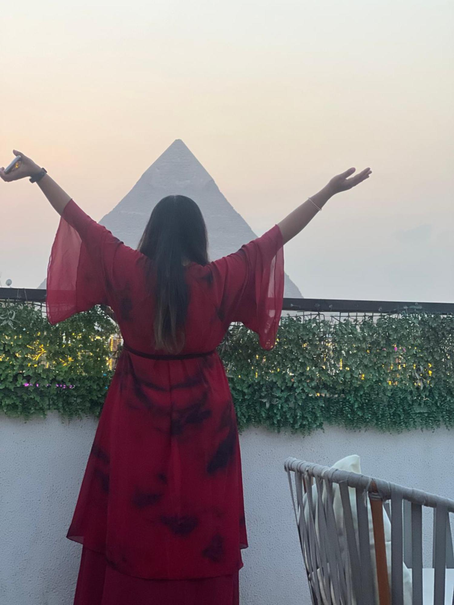 Apartment Pyramids View Cairo
